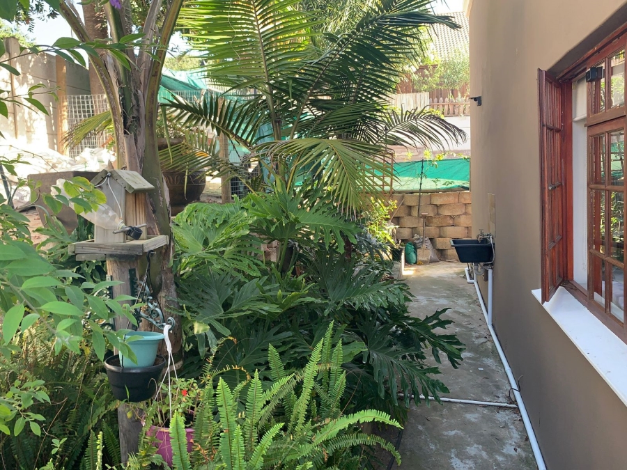 4 Bedroom Property for Sale in Fraaiuitsig Western Cape